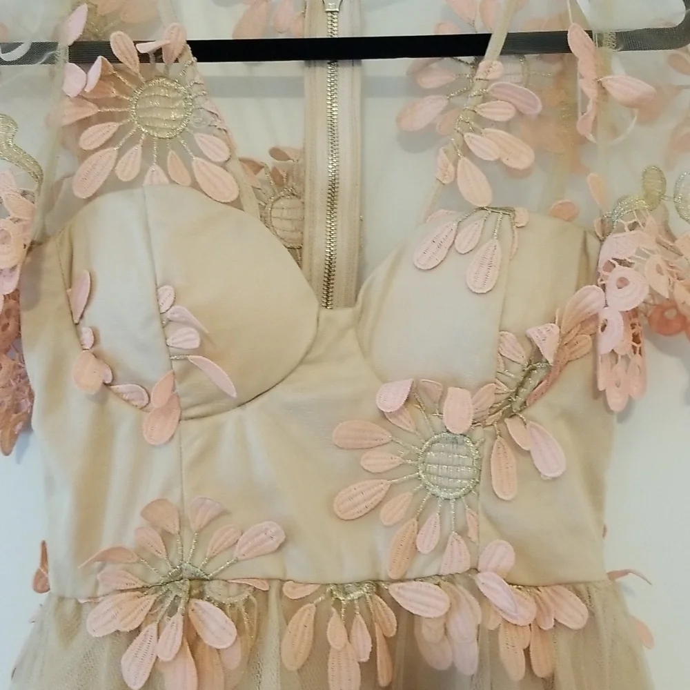 NWT floral mini dress size Small - Picture 7 of 10